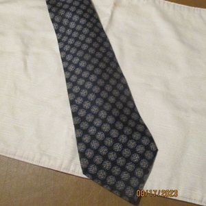 Amherst And Brock Made In Italy 100% Silk Tie NAVY BLUE & Gold